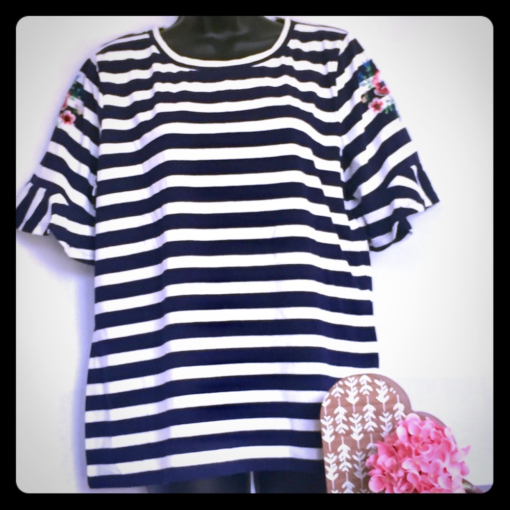August Silk Navy Blue and White Striped XL Top.